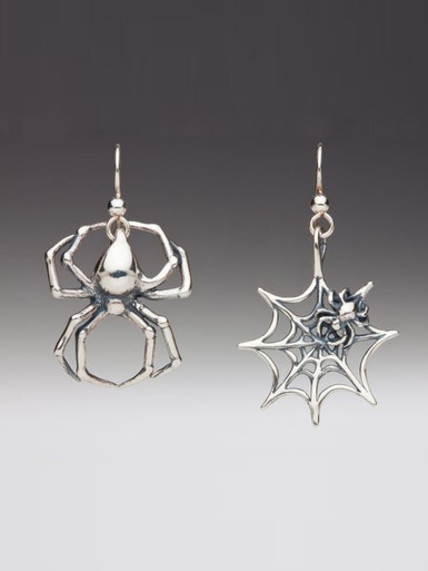 【イギリス購入☆Vintage】Spider earring SILVER刻印有 Sterling Silver Spider Earrings - Etsy