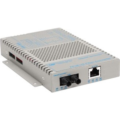 Omnitron Systems Technology2710477 - OmniConverter FPoE+/S 10/100 PoE+ to 100 Fiber SM/ST 1310nm/30km AC Power Supply