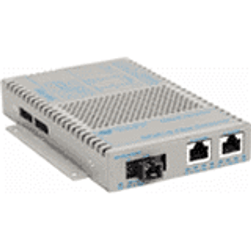 Omnitron Systems Technology9431-1-21W - OmniConverter GPoE+/S 2x10/100/1000 PoE+ to SM/SC/SF Tx1550/Rx1310/20km AC Wide