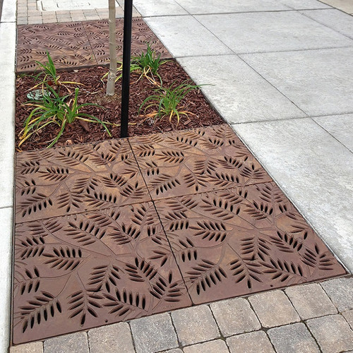 Iron Age Raw Cast Iron Locust Grate for 24" Basin