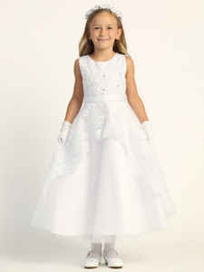 Embroidered tulle with sequins
Satin waist trim
Tea length
Accessories are sold separately
