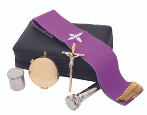  Pastoral Gift/Sick Call Set. Sprinkler 4 7/8". Cross 3 1/4". Oil stock 1 1/4" x 1 1/8". Pyx 7 host. Case w/zipper. 6 1/2" x 4 1/4".