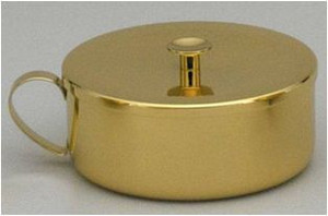Host Ciborium - 24K polished gold plated finish, Height: 2 1/2", Diameter: 5 1/2". Not suitable for stacking, 500 host capacity.