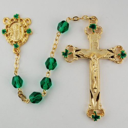 Gold Plated Pewter Rosary is constructed of  7mm green glass beads. St. Patrick Centerpiece and Crucifix with Green Shamrocks at top, bottom and sides of cross. Deluxe Gift Box Included. Lifetime guarantee!

 