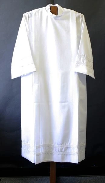 Smooth Poplin Polyester Alb with Woven Lace Bands 