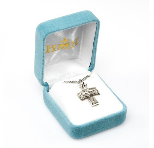 Deluxe velvet gift box. Made in USA.