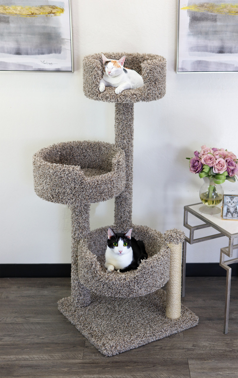 New Cat Condos Wood and Carpet Cat Tree for Big Cats New Cat Condos
