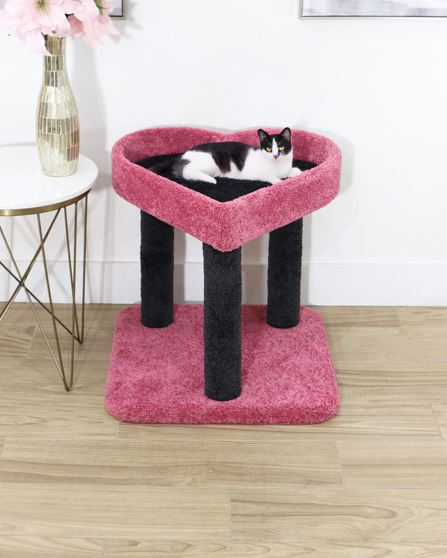 Heart-Shaped Cat Perch – Cozy Lounger for Cats