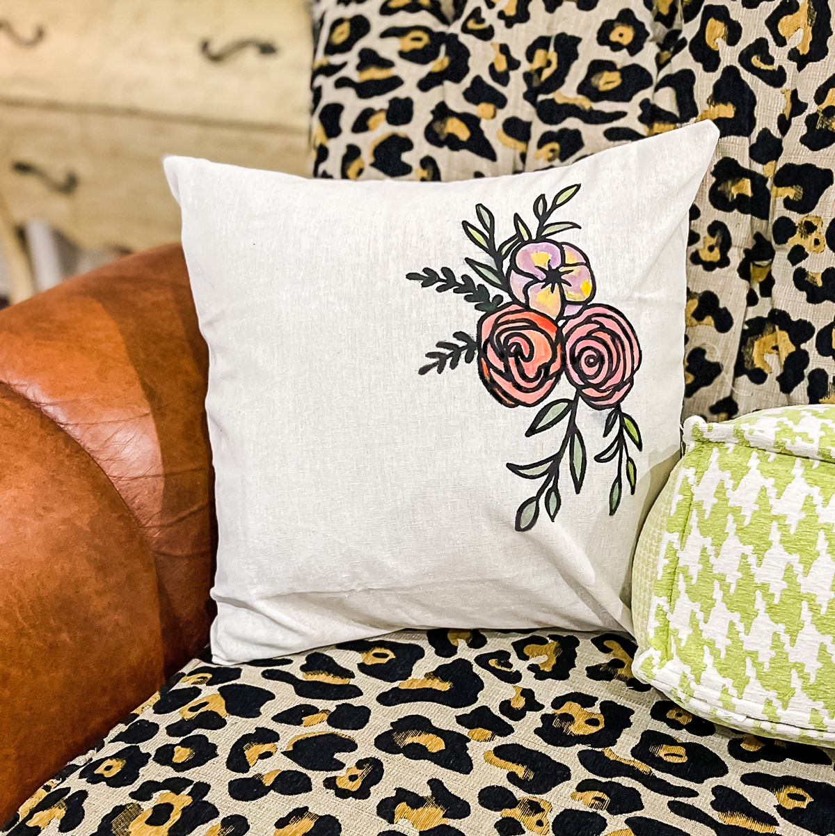 Easy Hand Painted Throw Pillow Using Ikonart