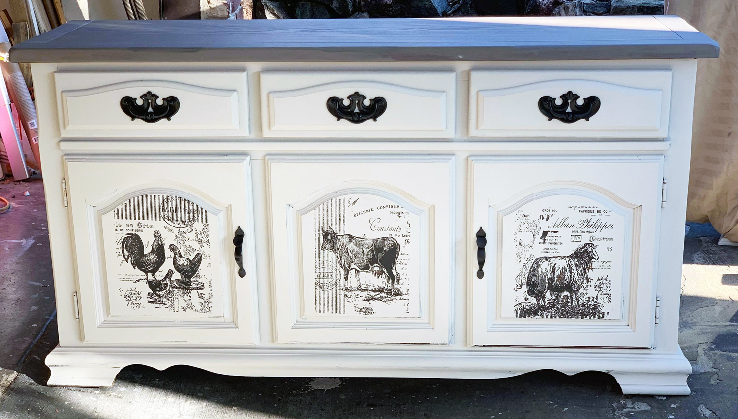 New & Creative Way to Flip Furniture