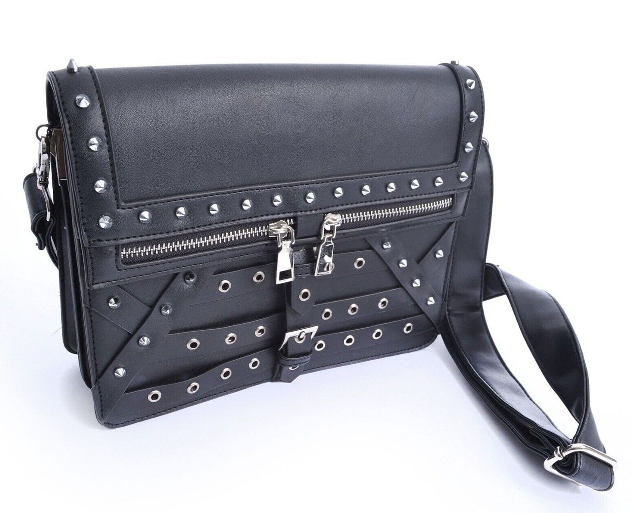 Bags, Grunge 9s Black Pleather Purse W Silver