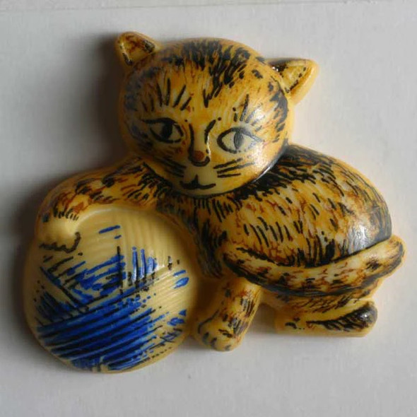 Cat with Yarn Childs Button DB-1588