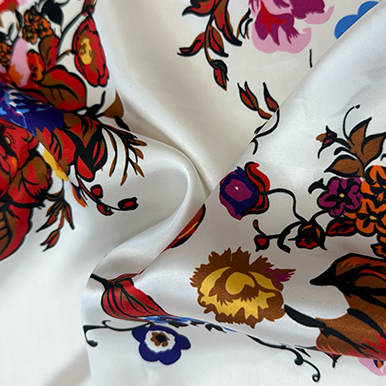 Printed Silk Charmeuse - Floral Bouquet - White 215406AQ