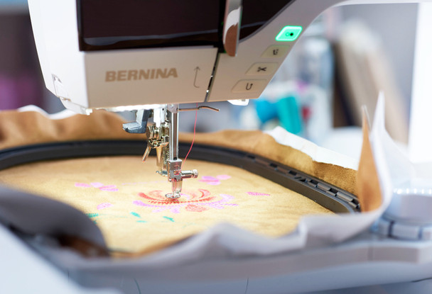 Bernina 790 Plus sewing machine with embroidery module with embroidery hoop