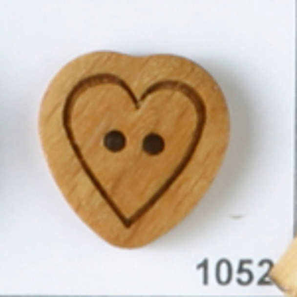 Wooden Heart 30L Button DB-1052
