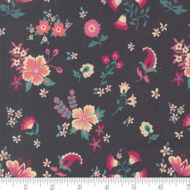 Sitara Davina - Midnight 223707UT