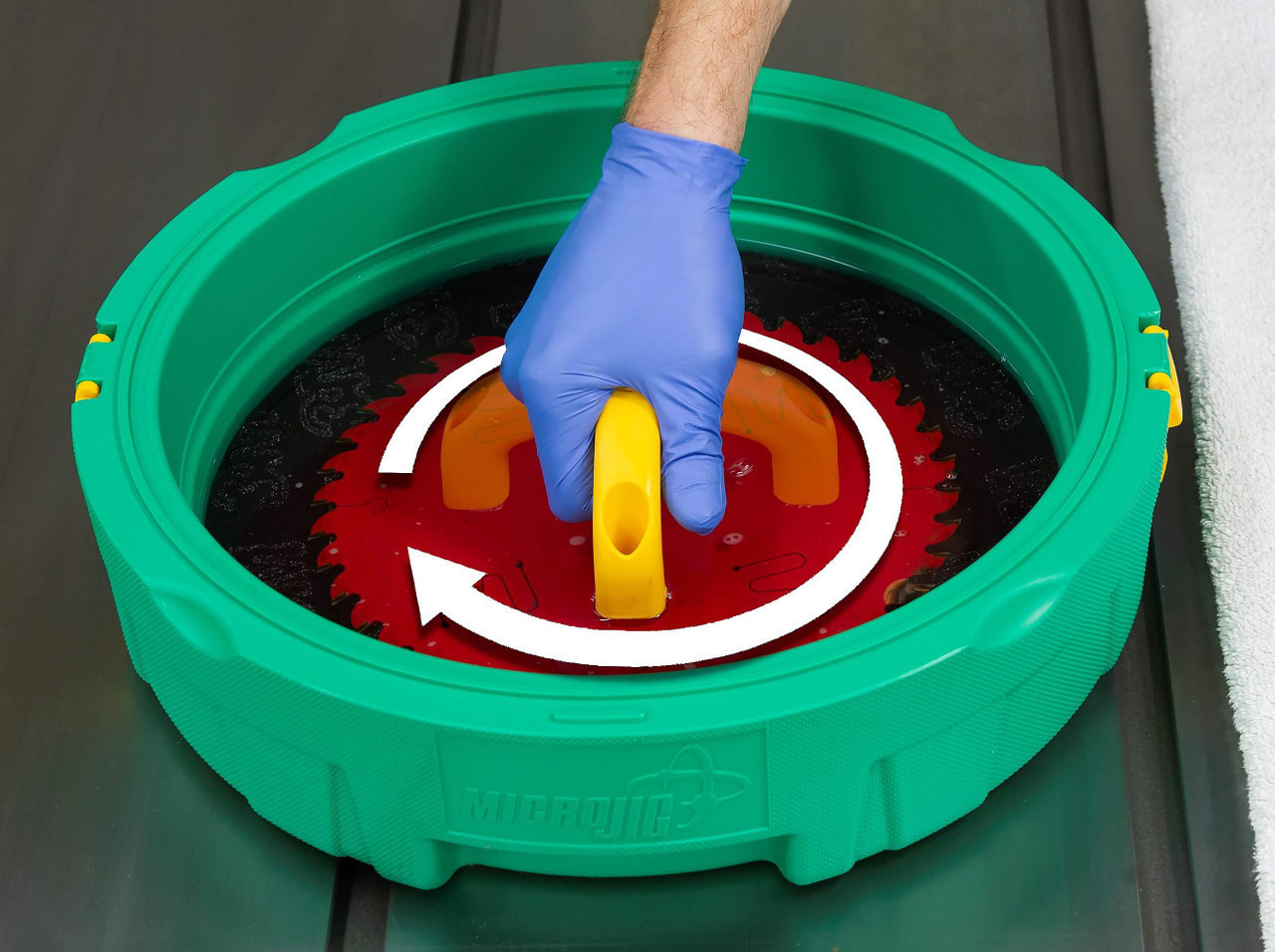 BLADECLEAN Blade and Bit Cleaning System MICROJIG