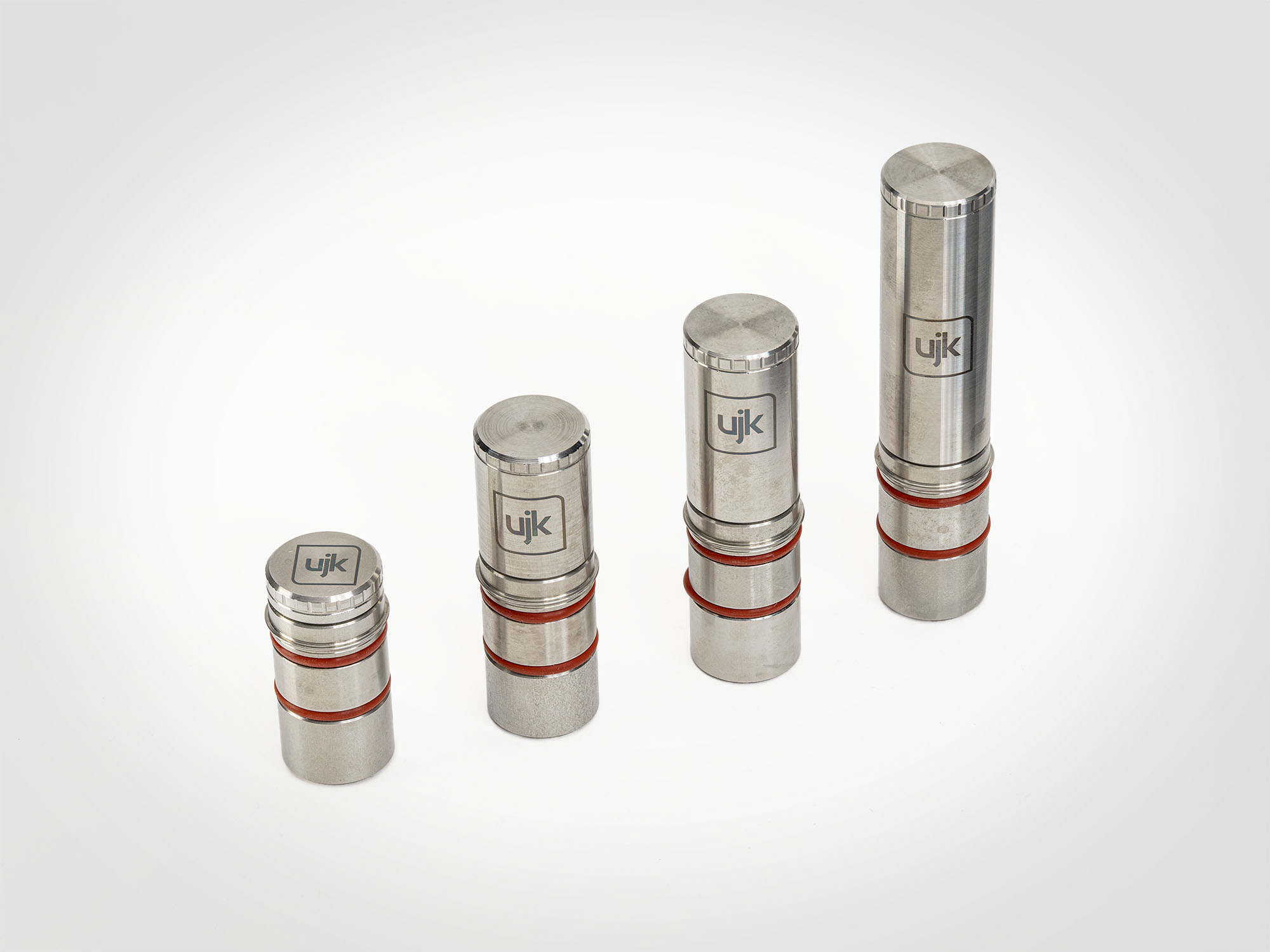 DOGOページ Expanding 20mm Dogs - Pair | UJK Technologies