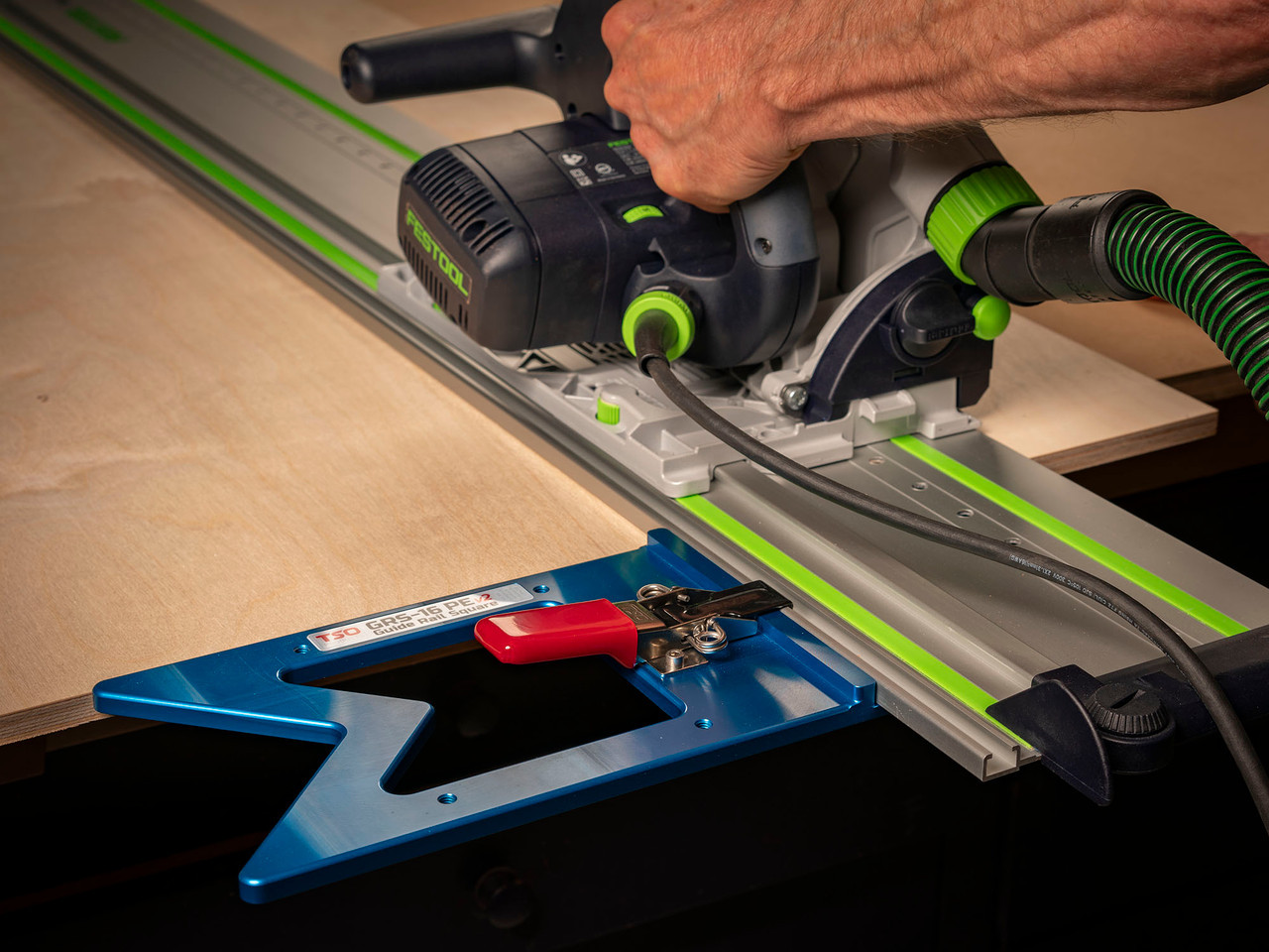 Kreg Track Saw Vs Festool: Ultimate Precision Showdown