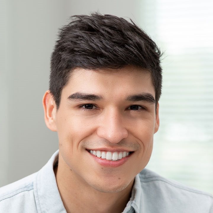 Teeth Whitening Gel vs Whitening Strips Crest