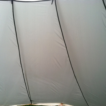 liner creates a double wall to mitigate condensation