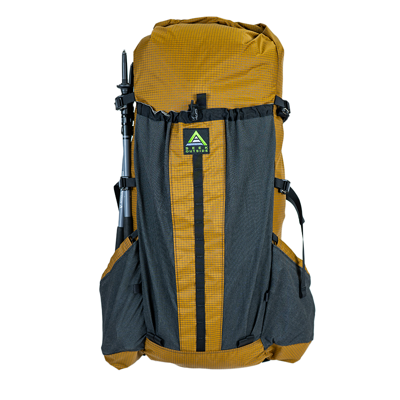 Divide 4800ci backpack showing front stretch pocket on a white background