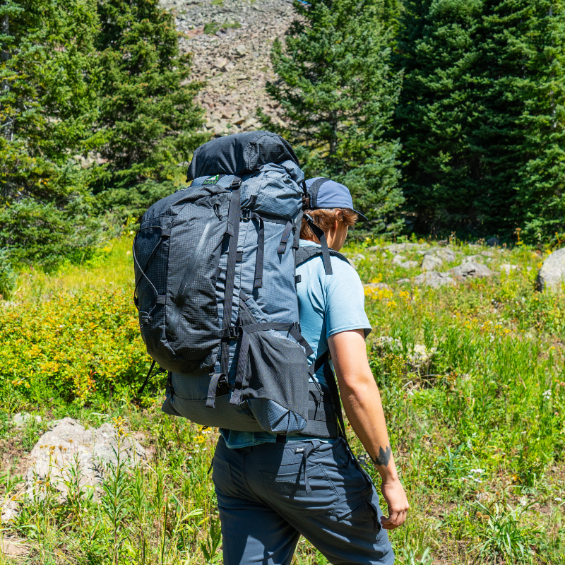 Unaweep 4800 2.0 Lightweight Backpack | Seek Outside
