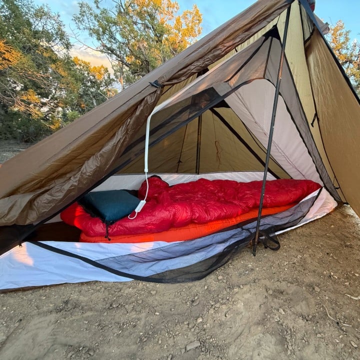 silex 2.0 nest installed inside silex tent showing large sleeping area for one person
