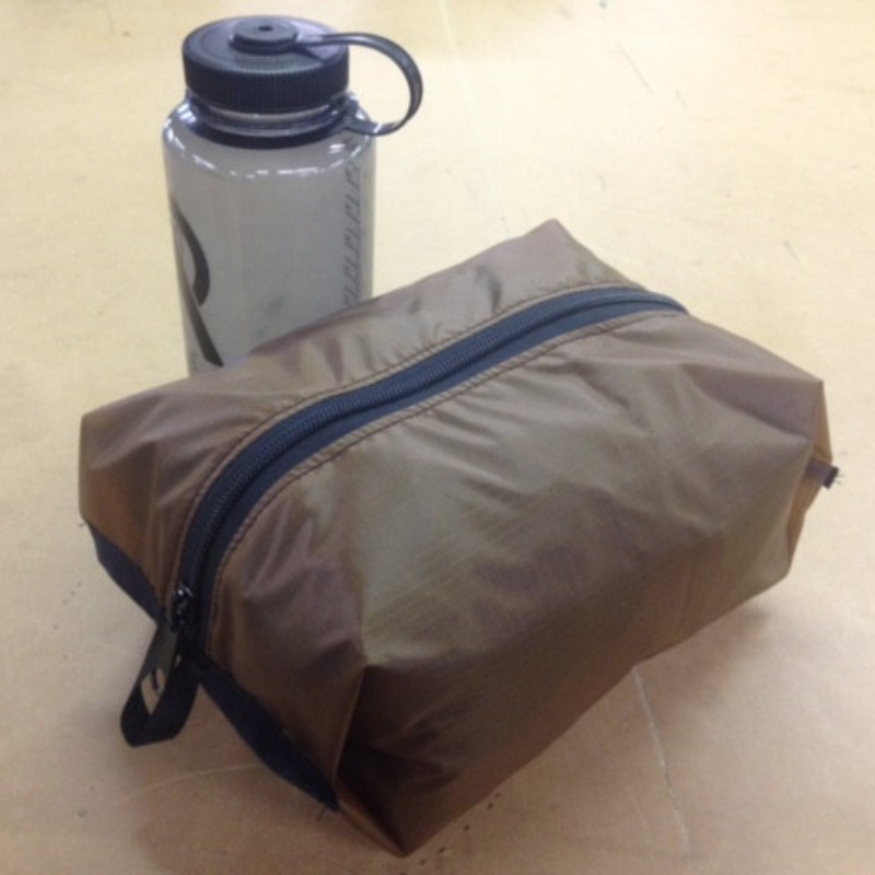 4 liter possibles pouch filled with gear