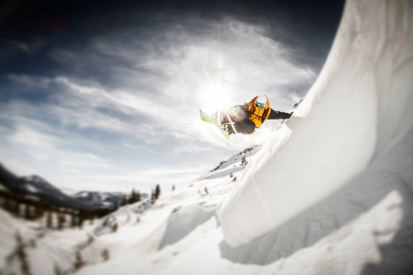 Buried Alive! A self-reflecting avalanche survival story.