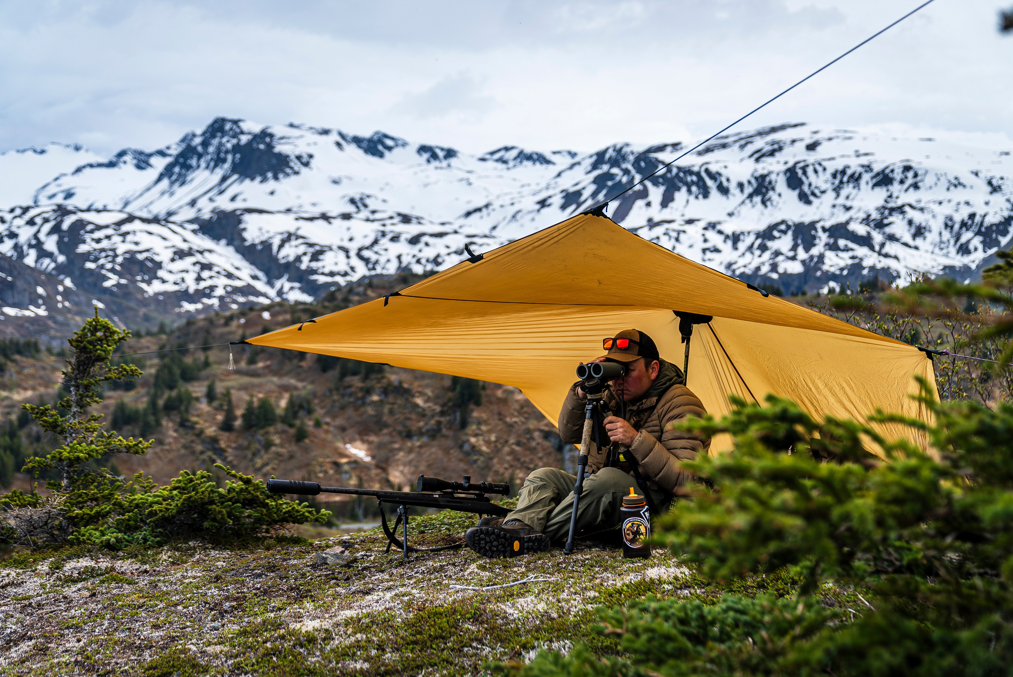 Best Waterproof Camping Tarps: A guide for choosing the right tarp for Backpacking, Hunting, and Camping