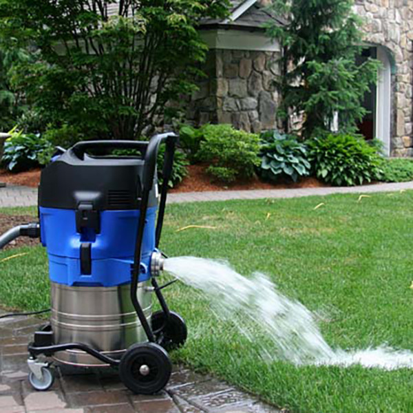 Nilfisk Attix 19AE Flood Sucker 19 Gallon Wet/Dry Vac - 302001541