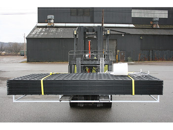 Ground Protection - VersaMAT - Mat-Pak - (12)3'X8' Mats - One Side Smooth - Black - W/ Accessories 120 Ton Load - VMCP3S1