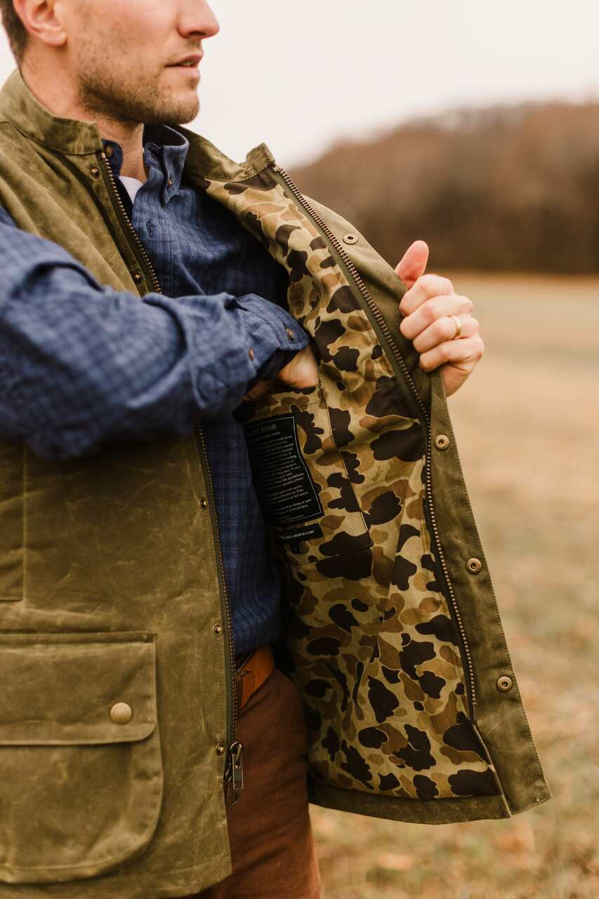 Waxed Cotton Upland Vest in Olive Ball and Buck