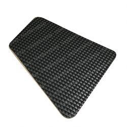 504240860: Aftermarket Yale Forklift Pad-Step (R.H.)