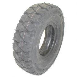 580006802: Aftermarket Yale Forklift Tire - 7.50X15 14 Ply