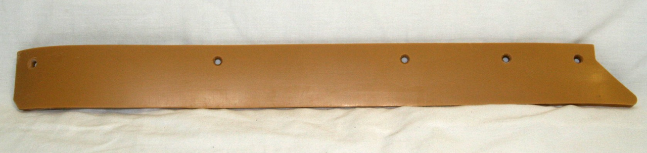 56407447: Advance Aftermarket Skirt