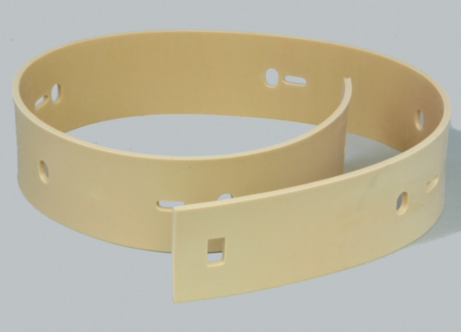 L08603832: Advance Aftermarket Rear Squeegee, Tan Gum