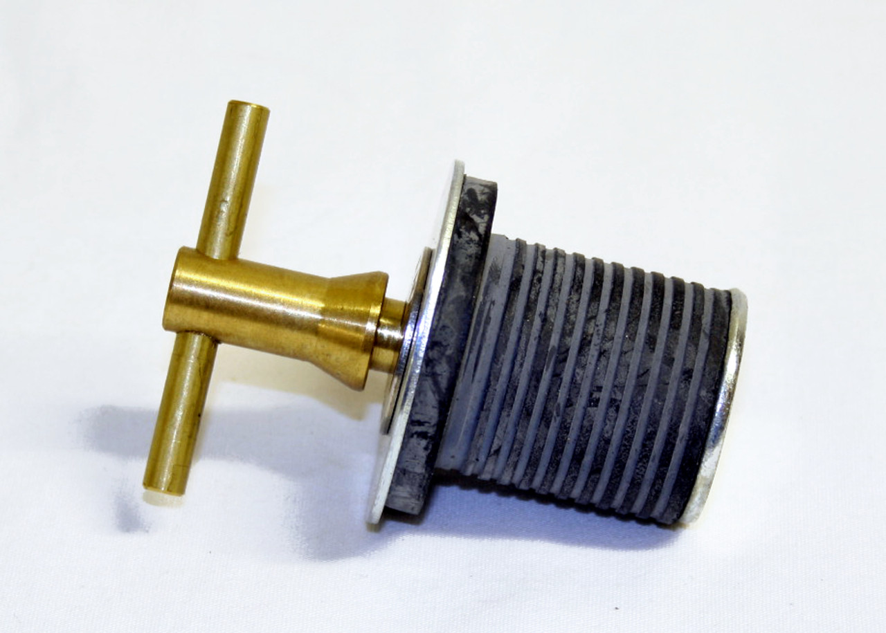 E8762000: Betco Aftermarket Plug