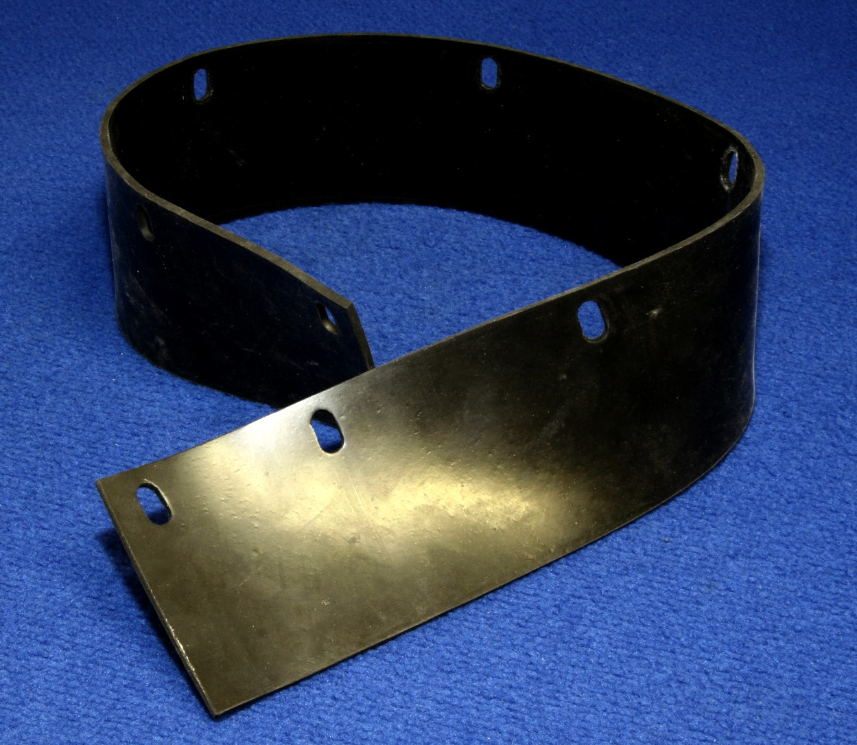 56392100: Kent Aftermarket Skirt