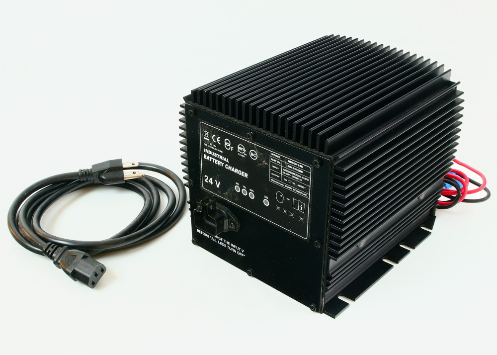 1029256: Tennant - Castex Nobles Aftermarket Charger - 24VDC - 19A Var V