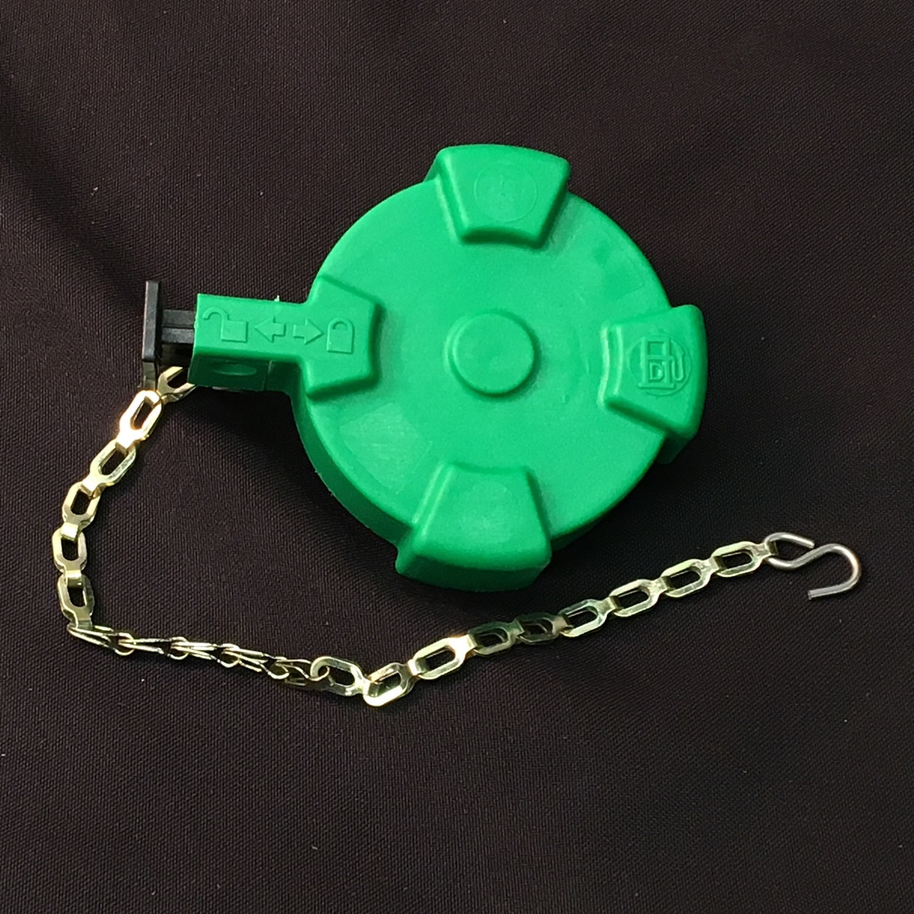 900-3941-31 | Bandit OEM CAP FOR FUEL TANK GREEN LOCK OPEN VENTED