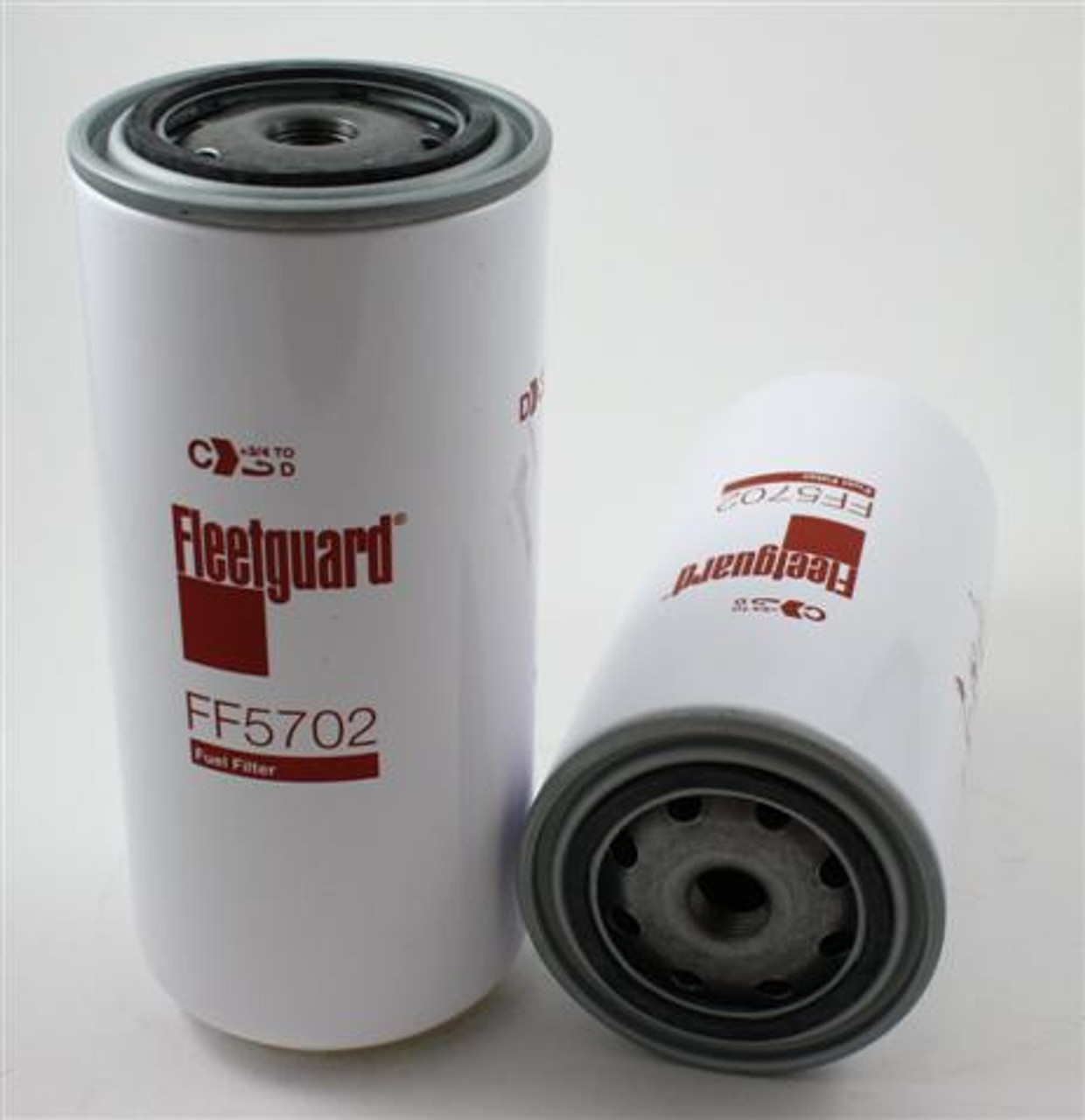 FF5702: Fleetguard Spin-On Fuel Filter