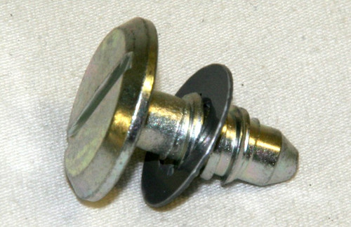 56448104: Advance Aftermarket Captive Screw