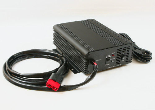 56206980: Clarke Aftermarket Charger, 24V, 12A, Scr Sb50 Red