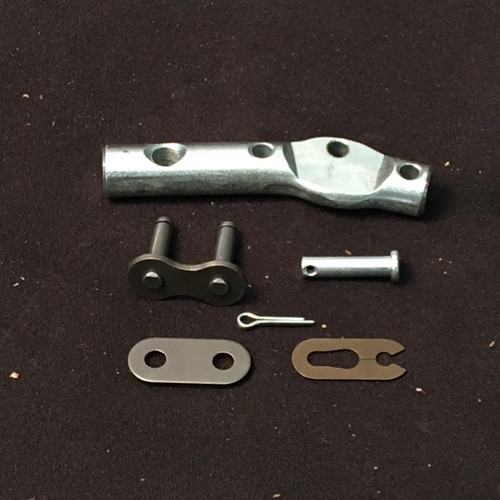 900-3905-59: BANDIT HANDLE, COTTER KEY, PIN AND LINK ON CONTROL VALVE(SHOR