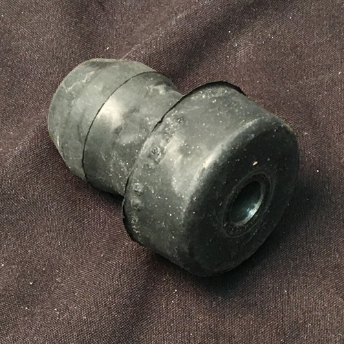 900-6919-76: BANDIT CUMMINS MOTOR MOUNTS - OLD STYLE