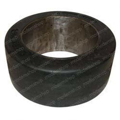 06495001: Aftermarket Daewoo Forklift Tire - 18X8X12.125 Smooth