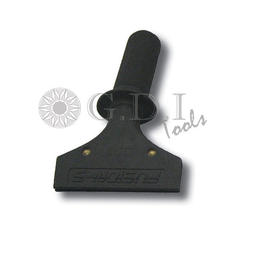 GT1058- 5″ Fusion Grip Handle-Short Handle
Designed to optimize your leverage in removing mounting solution. Holds any of the 5″ squeegee blades. Great for high performance automotive films and smaller residential windows.