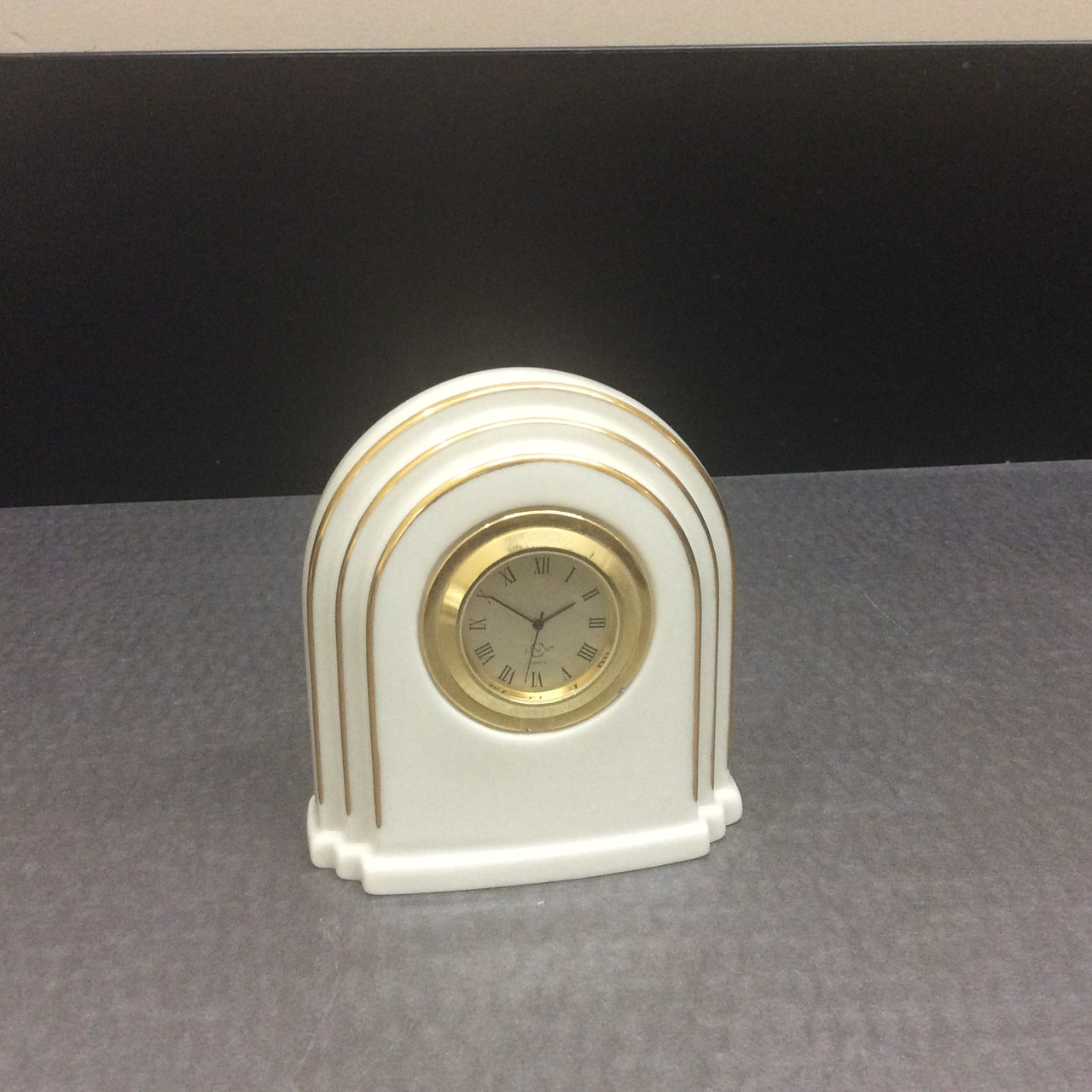 Lenox mini clock